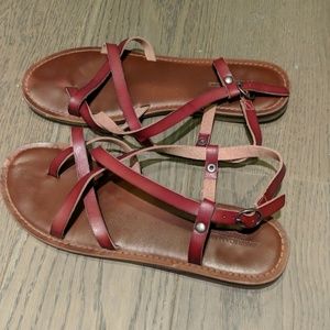 American Eagle Sandals